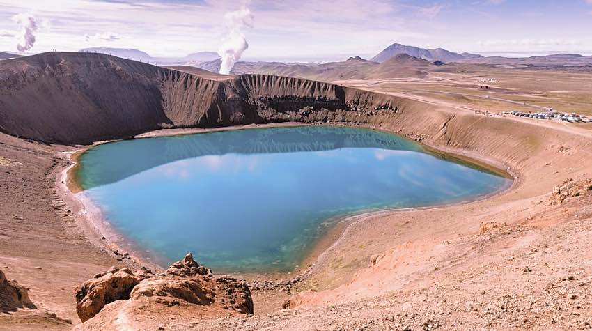 caldera vulcano lago islanda